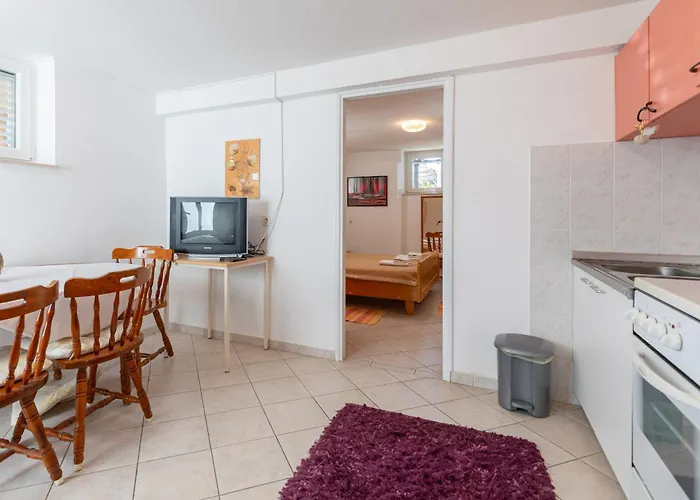 Tinka, No 1 Διαμέρισμα Starigrad Paklenica