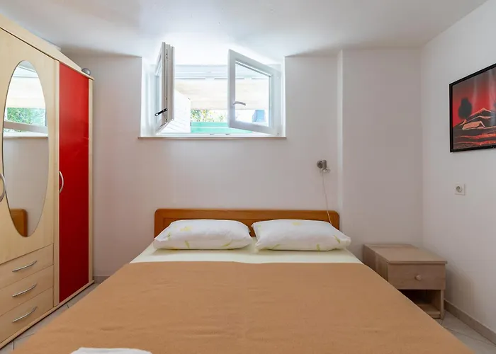Διαμέρισμα Tinka, No 1 Starigrad Paklenica